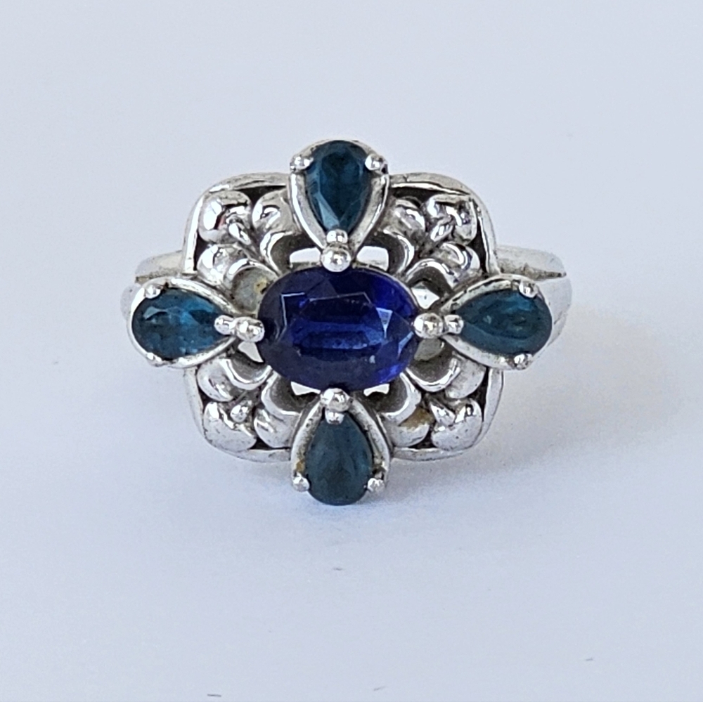 Very Rare London Blue Topaz & Teal Kyanite Victoria Wieck Ring Size 7!